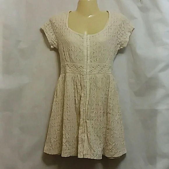 Taylor & Sage Ivory Lace Lined Dress Hook & Eye Womens Small